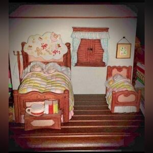 Christmas Vintage Kitty Cucumber Bedroom stage, sugar plums and baby Figurines